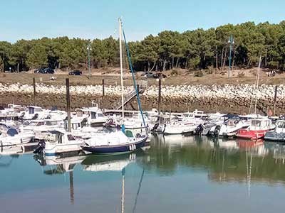 Port de Bonne Anse : Plaisance & Pêche proche des Mathes La Palmyre